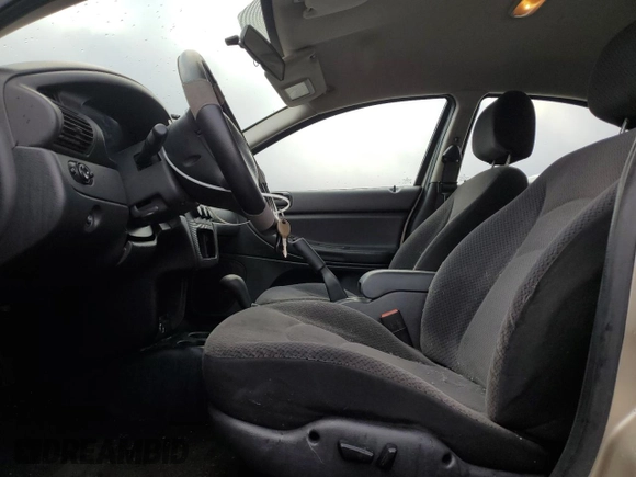 2005 Dodge Stratus SXT z VIN 1B3EL46X85N697776, wystawiony jako Copart lot #80032154 z przebiegiem 159 668 mil mil oraz Szkoda całkowita • Salvage title. Historia ofert i sprzedaży dostępna na DreamBid. Obrazek 7.