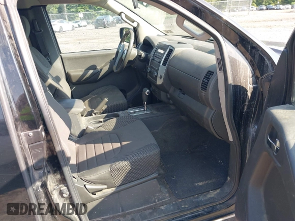 2012 Nissan Frontier SV z VIN 1N6AD0CWXCC452630, wystawiony jako IAAI lot #42819074 z przebiegiem 106 031 mil mil oraz . Historia ofert i sprzedaży dostępna na DreamBid. Obrazek 5.