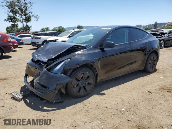 2024 Tesla Model Y Long Range with VIN 7SAYGAEE9RF125458, listed as a Copart auction lot 59567365 with 28,966 mi miles and Salvage title. Bid and sale history available at DreamBid. Image 1.