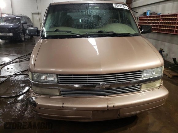 2003 Chevrolet Astro z VIN 1GNEL19X93B144732, wystawiony jako Copart lot #88990585 z przebiegiem 282 328 mil mil oraz Szkoda całkowita • Salvage title. Historia ofert i sprzedaży dostępna na DreamBid. Obrazek 5.
