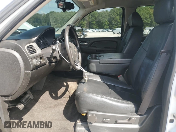 2008 Chevrolet Avalanche LTZ with VIN 3GNEC12068G112834, listed as a Copart auction lot 74538904 with 204,838 mi miles and Salvage Title. Bid and sale history available at carsss.com. Image 7.