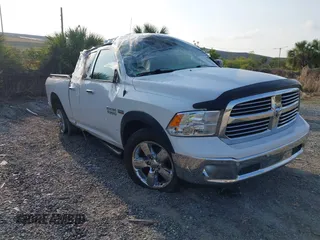 2016 Ram 1500 Big Horn z VIN 1C6RR6GT7GS101591, wystawiony jako IAAI lot #41857788 z przebiegiem 63 211 mil mil oraz . Historia ofert i sprzedaży dostępna na DreamBid. Obrazek 1.