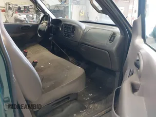 2000 Ford F-150 XL with VIN 2FTZF1722YCA27112, listed as a IAAI auction lot 42687404 with Not provided miles and . Bid and sale history available at DreamBid. Image 5.