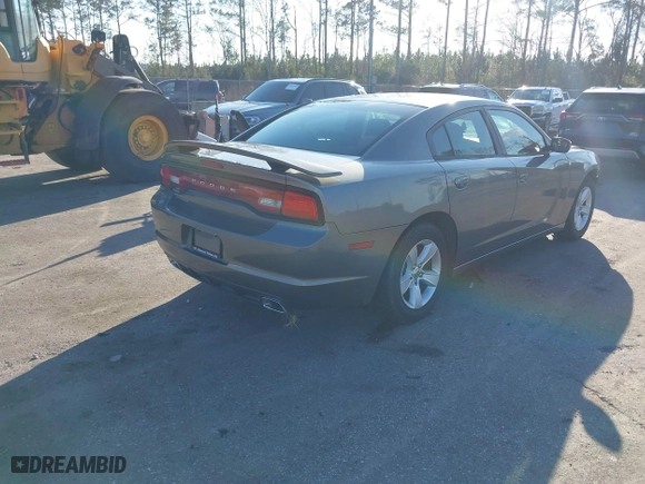 2011 Dodge Charger SE with VIN 2B3CL3CGXBH544312, listed as a IAAI auction lot 41675770 with 209,438 mi miles. Bid and sale history available at carsss.com. Image 4.
