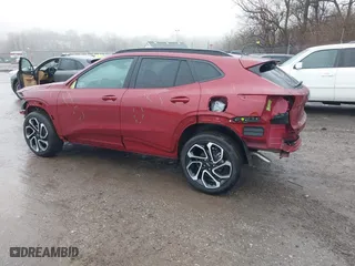 2025 Chevrolet Trax 2RS with VIN KL77LJEP4SC096814, listed as a IAAI auction lot 41541500 with 1,592 mi miles. Bid and sale history available at carsss.com. Image 3.