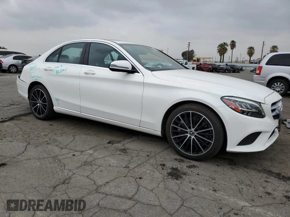 2019 Mercedes-Benz C 300 with VIN WDDWF8DBXKR458622, listed as a Copart auction lot 49896715 with 77,711 mi miles and Salvage Title. Bid and sale history available at DreamBid. Image 4.
