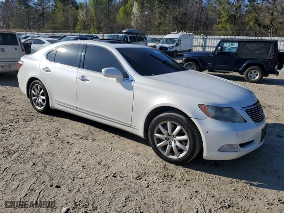 2008 Lexus LS 460 with VIN JTHBL46F085082277, listed as a Copart auction lot 50986065 with 210,956 mi miles and Salvage Title. Bid and sale history available at carsss.com. Image 4.
