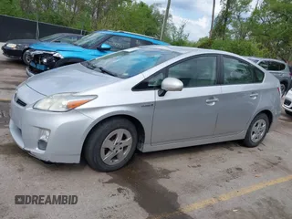 2011 Toyota Prius I with VIN JTDKN3DU6B0309743, listed as a IAAI auction lot 42114140 with 212,447 mi miles. Bid and sale history available at carsss.com. Image 14.