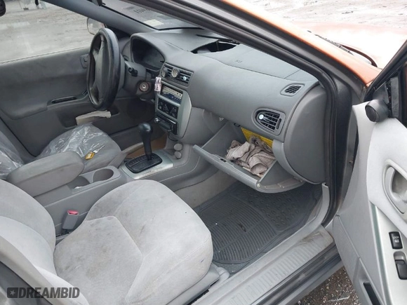 2003 Mitsubishi Galant ES with VIN 4A3AA46G83E136877, listed as a IAAI auction lot 41469411 with 307,492 mi miles. Bid and sale history available at carsss.com. Image 5.