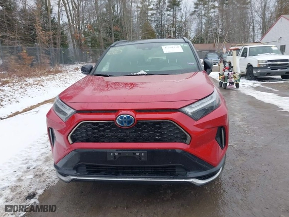 2022 Toyota RAV4 Prime XSE with VIN JTMEB3FVXND082100, listed as a IAAI auction lot 41304310 with NaN miles. Bid and sale history available at carsss.com. Image 12.