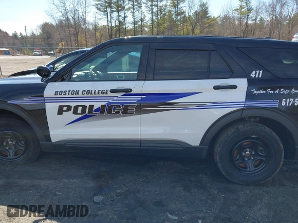2022 Ford Police Interceptor Utility z VIN 1FM5K8AW4NNA02325, wystawiony jako IAAI lot #41584597 z przebiegiem 24 349 mil mil oraz . Historia ofert i sprzedaży dostępna na DreamBid. Obrazek 15.