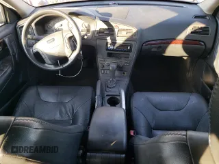 2001 Volvo V70 with VIN YV1SZ58D711042982, listed as a Copart auction lot 52968455 with 251,641 mi miles and Clean Title. Bid and sale history available at carsss.com. Image 8.