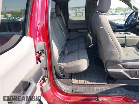 2018 Ford F-150 XL z VIN 1FTFX1E53JFA58683, wystawiony jako IAAI lot #42178662 z przebiegiem 93 190 mil mil oraz . Historia ofert i sprzedaży dostępna na DreamBid. Obrazek 8.