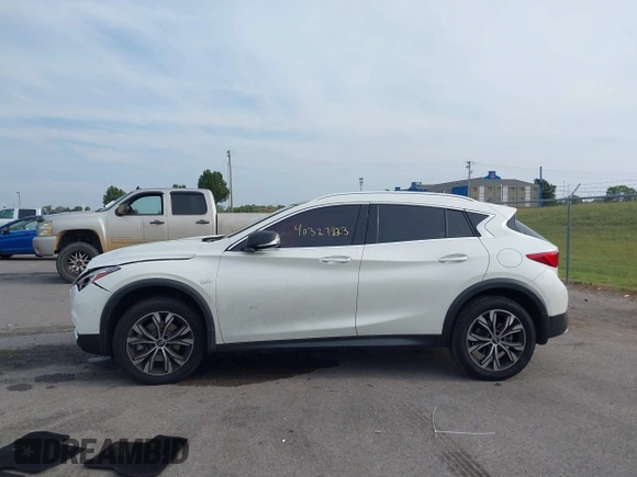 2018 Infiniti QX30 Premium with VIN SJKCH5CR5JA043013, listed as a IAAI auction lot 40327823 with 78,630 mi miles and . Bid and sale history available at DreamBid. Image 14.