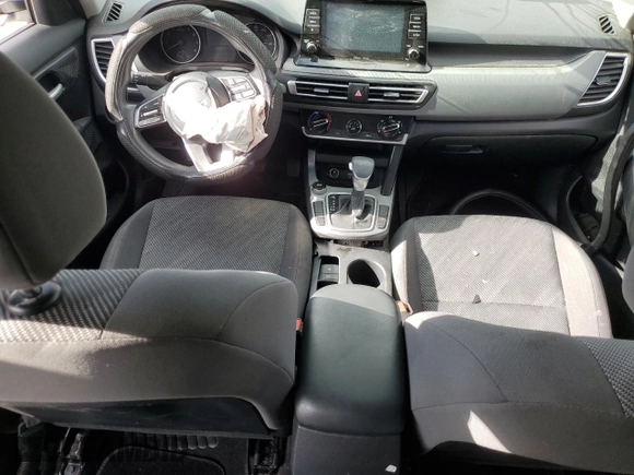 2023 Kia Seltos LX z VIN KNDEP2AA8P7463168, wystawiony jako Copart lot #49137795 z przebiegiem Nie podano mil oraz Szkoda całkowita • Salvage title. Historia ofert i sprzedaży dostępna na DreamBid. Obrazek 8.