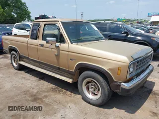 1988 Ford Ranger z VIN 1FTCR14T0JPA08279, wystawiony jako IAAI lot #42332525 z przebiegiem 29 117 mil mil oraz . Historia ofert i sprzedaży dostępna na DreamBid. Obrazek 1.