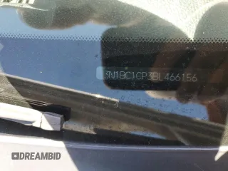 2011 Nissan Versa S z VIN 3N1BC1CP3BL466156, wystawiony jako Copart lot #57645515 z przebiegiem 216 767 mil mil oraz Szkody całkowita. Historia ofert i sprzedaży dostępna na DreamBid. Obrazek 12.