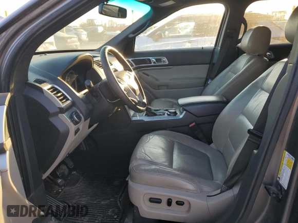 2011 Ford Explorer XLT z VIN 1FMHK8D8XBGA49238, wystawiony jako Copart lot #48114325 z przebiegiem 191 594 mil mil oraz Szkoda całkowita • Salvage title. Historia ofert i sprzedaży dostępna na DreamBid. Obrazek 7.