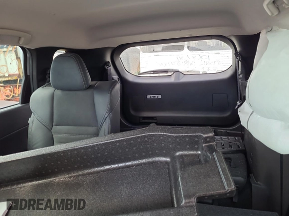 2022 Mitsubishi Outlander SE z VIN JA4J3UA84NZ085087, wystawiony jako Copart lot #88528845 z przebiegiem Nie podano mil oraz Nie do naprawy • Non repairable. Historia ofert i sprzedaży dostępna na DreamBid. Obrazek 10.