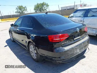 2015 Volkswagen Jetta SE with VIN 3VWD17AJ9FM298291, listed as a IAAI auction lot 42543981 with 138,425 mi miles and . Bid and sale history available at DreamBid. Image 3.