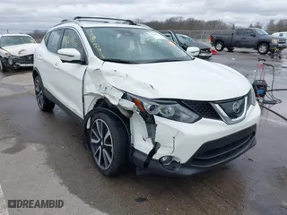 2017 Nissan Rogue Sport SL with VIN JN1BJ1CR8HW107542, listed as a IAAI auction lot 41820930 with 44,219 mi miles. Bid and sale history available at carsss.com. Image 6.