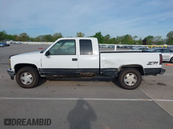 1997 Chevrolet Silverado 1500 with VIN 1GCEK19R5VE232708, listed as a IAAI auction lot 42197468 with 208,458 mi miles and . Bid and sale history available at DreamBid. Image 14.