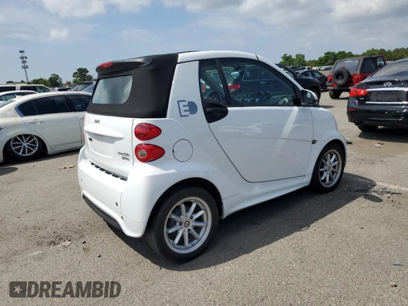 2014 Smart fortwo with VIN WMEEK9AA3EK806228, listed as a Copart auction lot 63858905 with 13,317 mi miles and Clean title. Bid and sale history available at DreamBid. Image 3.