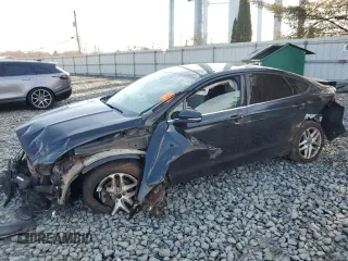 2014 Ford Fusion S with VIN 3FA6P0G75ER328858, listed as a Copart auction lot 50722405 with 130,809 mi miles and Salvage Title. Bid and sale history available at carsss.com. Image 1.