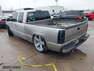 2005 Chevrolet Silverado 1500 Work Truck with VIN 1GCEC19X35Z202451, listed as a IAAI auction lot 41019154 with NaN miles. Bid and sale history available at carsss.com. Image 3.