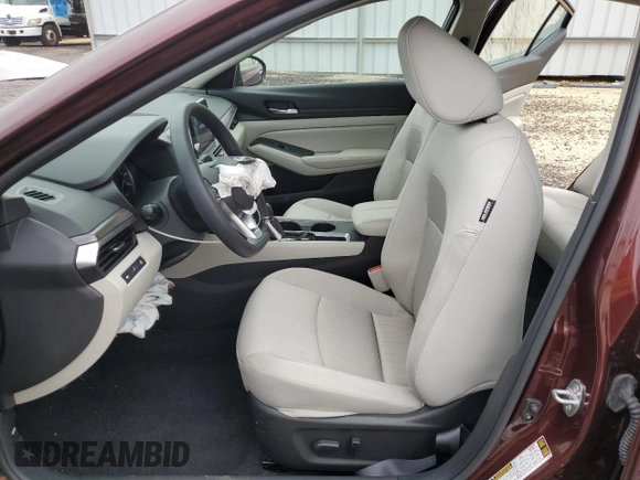 2025 Nissan Altima SV z VIN 1N4BL4DV3SN300656, wystawiony jako Copart lot #59406005 z przebiegiem 7 457 mil mil oraz Czysty tytuł • Clean title. Historia ofert i sprzedaży dostępna na DreamBid. Obrazek 7.