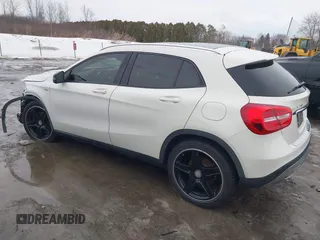 2015 Mercedes-Benz GLA 250 z VIN WDCTG4GB7FJ036868, wystawiony jako IAAI lot #41683576 z przebiegiem 100 975 mil mil oraz . Historia ofert i sprzedaży dostępna na DreamBid. Obrazek 3.