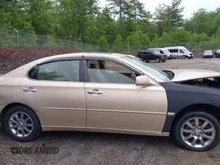 2002 Lexus ES 300 z VIN JTHBF30G720057657, wystawiony jako IAAI lot #42532340 z przebiegiem 247 680 mil mil oraz . Historia ofert i sprzedaży dostępna na DreamBid. Obrazek 13.