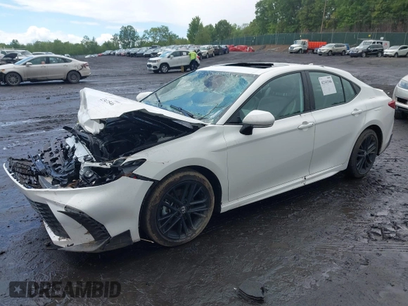 2025 Toyota Camry LE z VIN 4T1DAACK3SU065224, wystawiony jako IAAI lot #42341546 z przebiegiem 3 186 mil mil oraz . Historia ofert i sprzedaży dostępna na DreamBid. Obrazek 17.