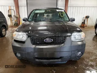 2006 Ford Escape XLT with VIN 1FMYU03126KB57467, listed as a Copart auction lot 73684684 with 224,079 mi miles and Clean Title. Bid and sale history available at carsss.com. Image 5.