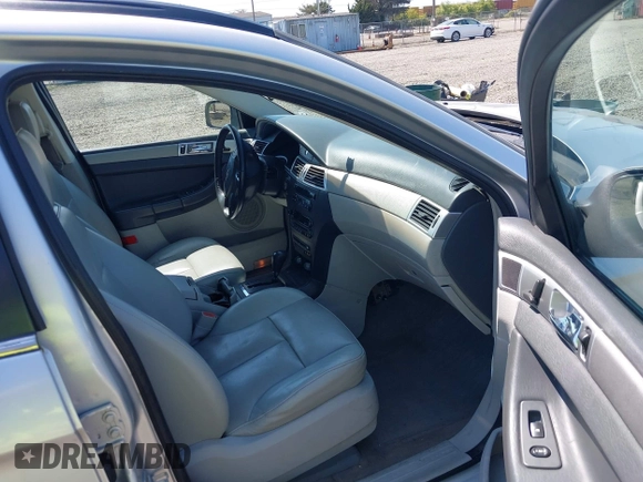 2007 Chrysler Pacifica Touring with VIN 2A8GM68X97R280811, listed as a IAAI auction lot 42179157 with 241,919 mi miles and . Bid and sale history available at DreamBid. Image 5.