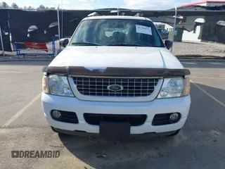 2005 Ford Explorer XLT z VIN 1FMZU63W25ZA20845, wystawiony jako IAAI lot #41790447 z przebiegiem 130 117 mil mil oraz . Historia ofert i sprzedaży dostępna na DreamBid. Obrazek 12.
