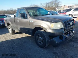 2006 Ford F-150 XL with VIN 1FTRF12236KB41670, listed as a IAAI auction lot 41744871 with 1 mi miles. Bid and sale history available at carsss.com. Image 1.