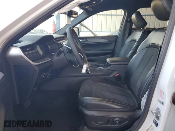 2024 Jeep Grand Cherokee Altitude with VIN 1C4RJGAG4R8550874, listed as a Copart auction lot 57902725 with 26,703 mi miles and Clean title. Bid and sale history available at DreamBid. Image 7.
