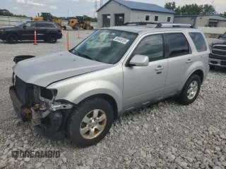 2011 Ford Escape Limited z VIN 1FMCU9E7XBKA05446, wystawiony jako Copart lot #66648135 z przebiegiem 139 208 mil mil oraz Czysty tytuł • Clean title. Historia ofert i sprzedaży dostępna na DreamBid. Obrazek 1.