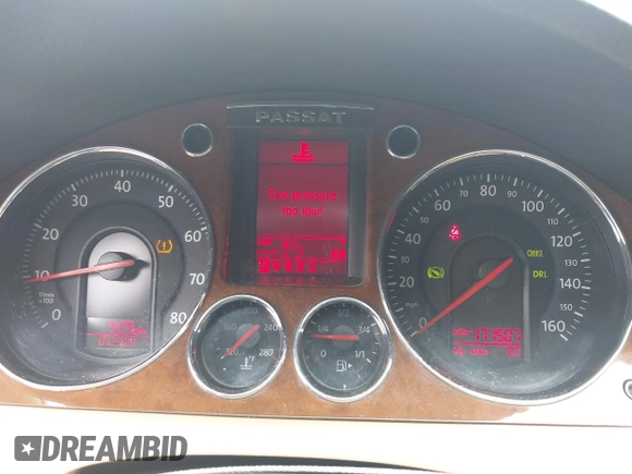 2007 Volkswagen Passat 2.0T with VIN WVWEK73C47P104958, listed as a IAAI auction lot 42482727 with 171,507 mi miles and . Bid and sale history available at DreamBid. Image 7.