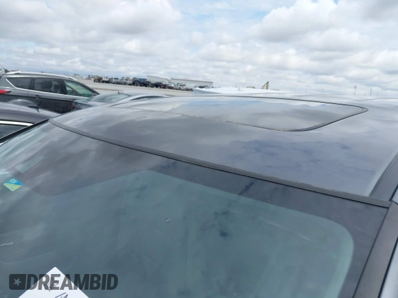 2014 Honda Odyssey Touring with VIN 5FNRL5H91EB093540, listed as a IAAI auction lot 41887412 with 202,076 mi miles and . Bid and sale history available at DreamBid. Image 17.
