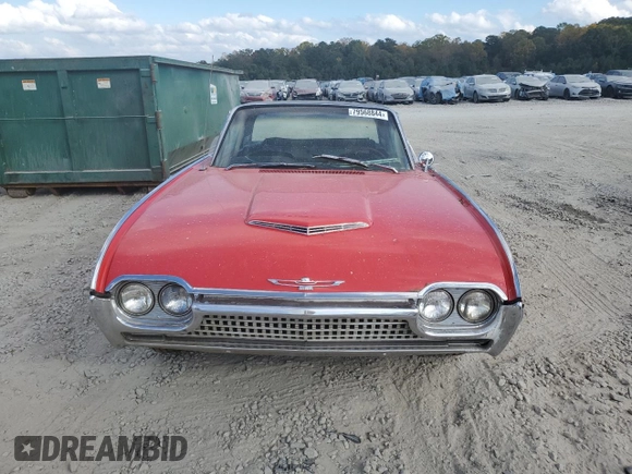 1962 Ford Thunderbird with VIN 2Y87Z133196, listed as a Copart auction lot 79568844 with 1,738 mi miles and Salvage Title. Bid and sale history available at DreamBid. Image 5.
