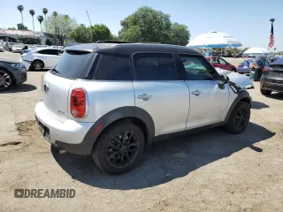 2012 MINI Countryman with VIN WMWZB3C58CWM02843, listed as a Copart auction lot 52131715 with Not Provided miles and Salvage Title. Bid and sale history available at DreamBid. Image 3.
