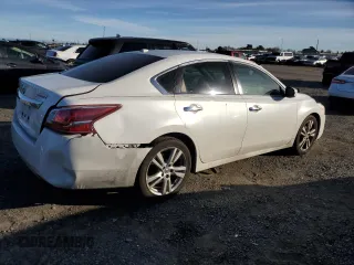 2013 Nissan Altima SL with VIN 1N4BL3APXDC106947, listed as a Copart auction lot 86130004 with 142,210 mi miles and Salvage title. Bid and sale history available at DreamBid. Image 3.