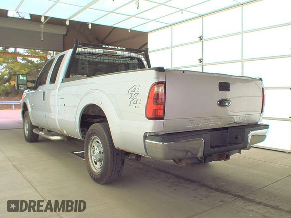 2013 Ford F-250 XL with VIN 1FT7X2BT6DEB36591, listed as a IAAI auction lot 42763197 with 330,968 mi miles and . Bid and sale history available at DreamBid. Image 24.