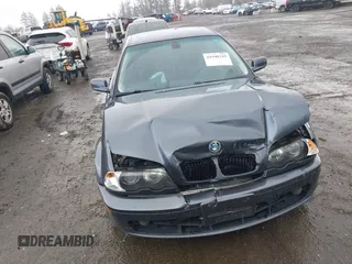 2003 BMW 3 Series 325Ci with VIN WBABN33443PG62055, listed as a IAAI auction lot 41940245 with 1 mi miles. Bid and sale history available at carsss.com. Image 12.