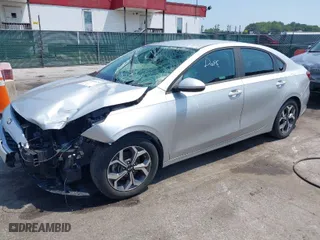 2019 Kia Forte FE with VIN 3KPF24AD4KE058961, listed as a IAAI auction lot 39991284 with NaN miles. Bid and sale history available at carsss.com. Image 2.