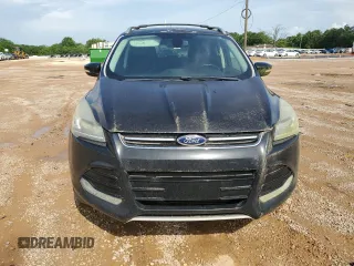 2013 Ford Escape Titanium z VIN 1FMCU0J94DUB90197, wystawiony jako Copart lot #59289925 z przebiegiem 200 006 mil mil oraz Czysty tytuł • Clean title. Historia ofert i sprzedaży dostępna na DreamBid. Obrazek 5.
