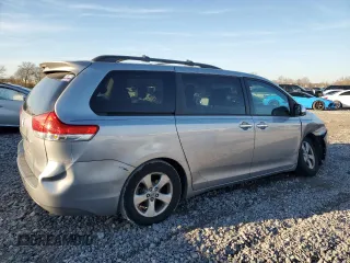 2012 Toyota Sienna LE AAS with VIN 5TDKK3DCXCS232387, listed as a Copart auction lot 42401055 with 173,668 mi miles and Salvage Title. Bid and sale history available at carsss.com. Image 3.