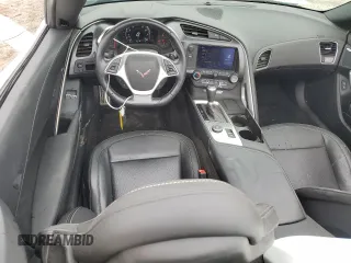 2016 Chevrolet Corvette 1LT z VIN 1G1YB3D71G5123625, wystawiony jako Copart lot #53939265 z przebiegiem 55 049 mil mil oraz Szkoda całkowita • Salvage title. Historia ofert i sprzedaży dostępna na DreamBid. Obrazek 8.